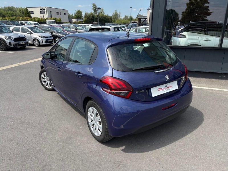 PEUGEOT 208 2016