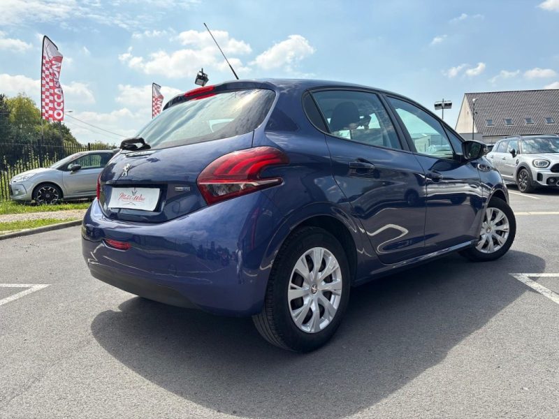 PEUGEOT 208 2016