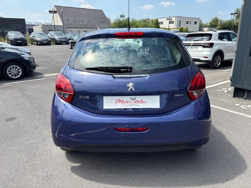 PEUGEOT 208 2016