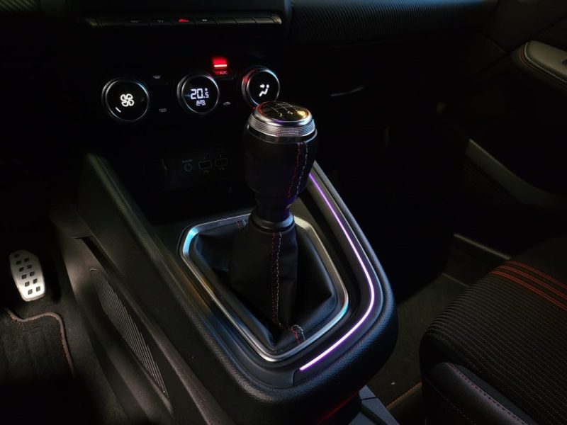 RENAULT CLIO V 1.0 TCe 100ch RS LINE / SUIVI RENAULT + CAMERA DE RECUL + GRAND ECRAN + LUMIERES D'AM