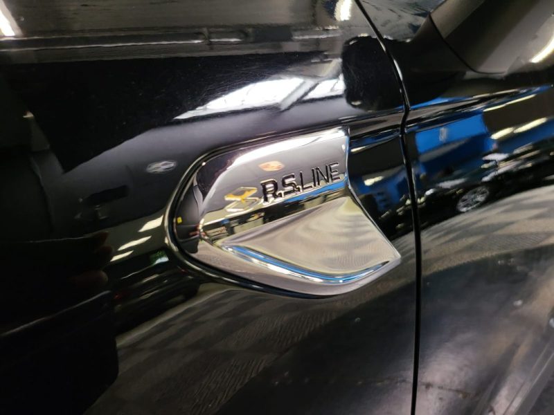 RENAULT CLIO V 1.0 TCe 100ch RS LINE / SUIVI RENAULT + CAMERA DE RECUL + GRAND ECRAN + LUMIERES D'AM