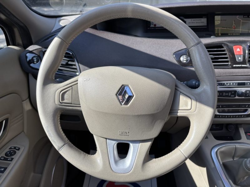 RENAULT GRAND SCENIC 2011