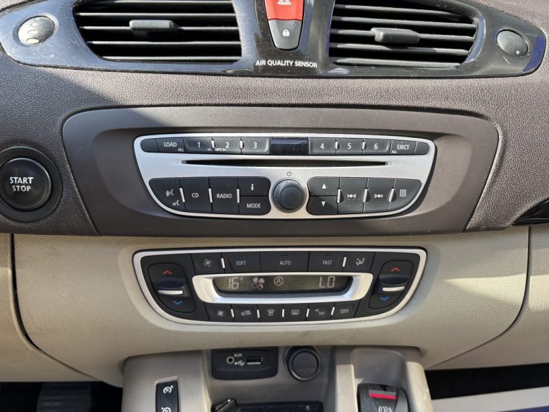 RENAULT GRAND SCENIC 2011