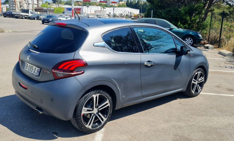 PEUGEOT 208 I 2016