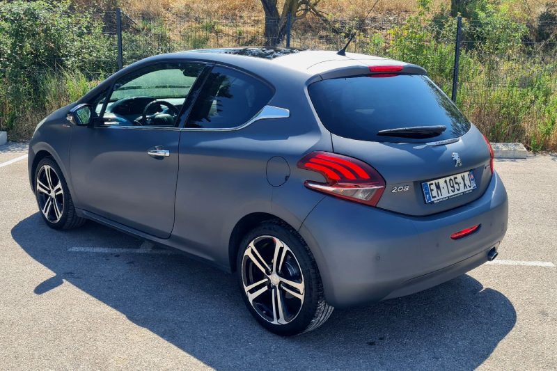 PEUGEOT 208 I 2016