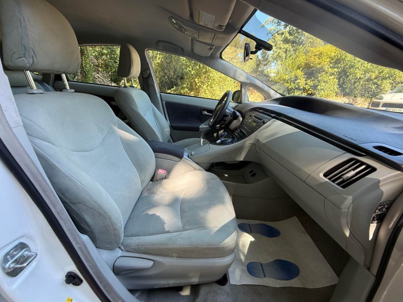 TOYOTA PRIUS 136H ACTIVE 