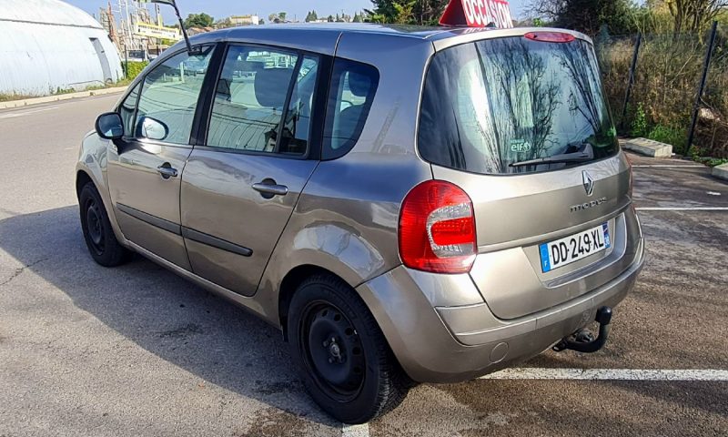 RENAULT MODUS 2009