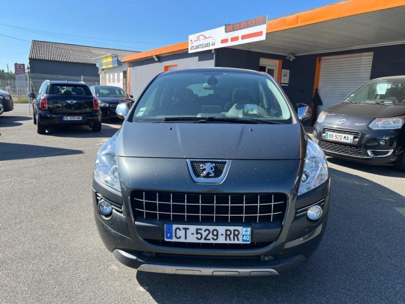 PEUGEOT 3008 2013