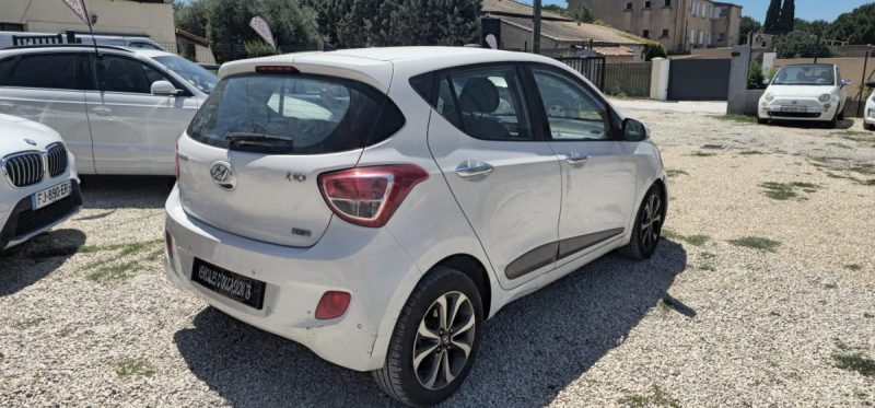 Hyundai i10 1.2 Pack Sensation 87CV Boite auto.