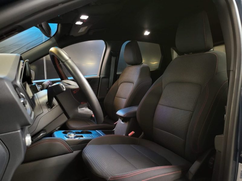 FORD KUGA 2.5 Duratec 190ch KUGA 2.5 Duratec 190ch ST-LINE 1ER MAIN