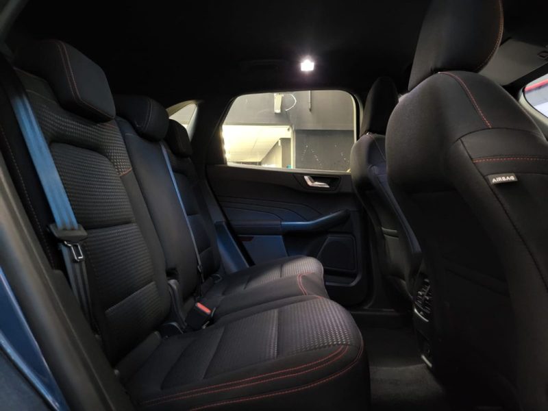 FORD KUGA 2.5 Duratec 190ch KUGA 2.5 Duratec 190ch ST-LINE 1ER MAIN