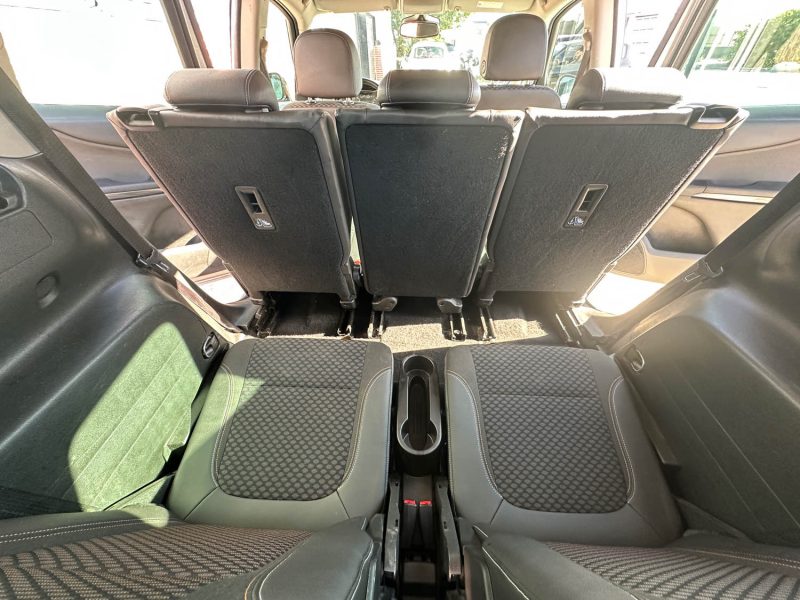 OPEL ZAFIRA TOURER 2017