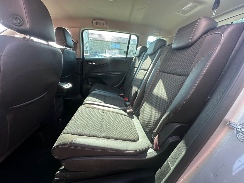 OPEL ZAFIRA TOURER 2017