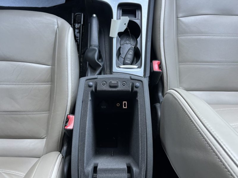 FORD MONDEO 3 III PHASE 2 TITANIUM 2.0 TDCI 140 BOITE AUTO INTERIEUR CUIR ECRAN GPS - GARANTIE 1 AN