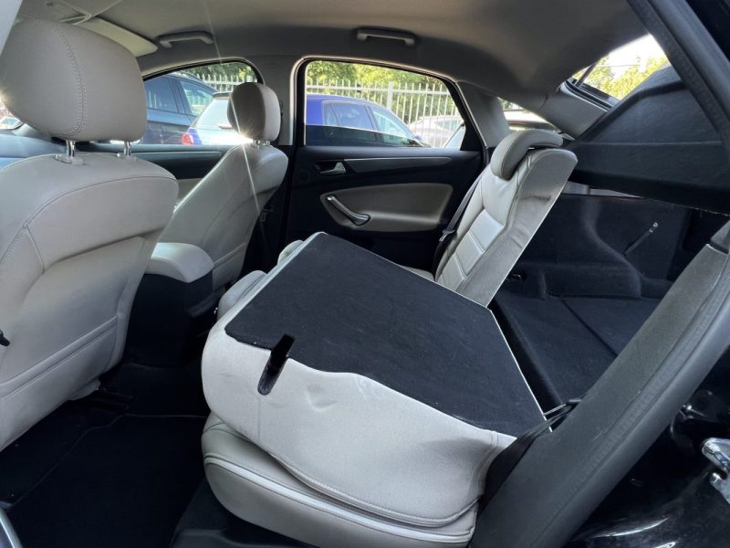 FORD MONDEO 3 III PHASE 2 TITANIUM 2.0 TDCI 140 BOITE AUTO INTERIEUR CUIR ECRAN GPS - GARANTIE 1 AN