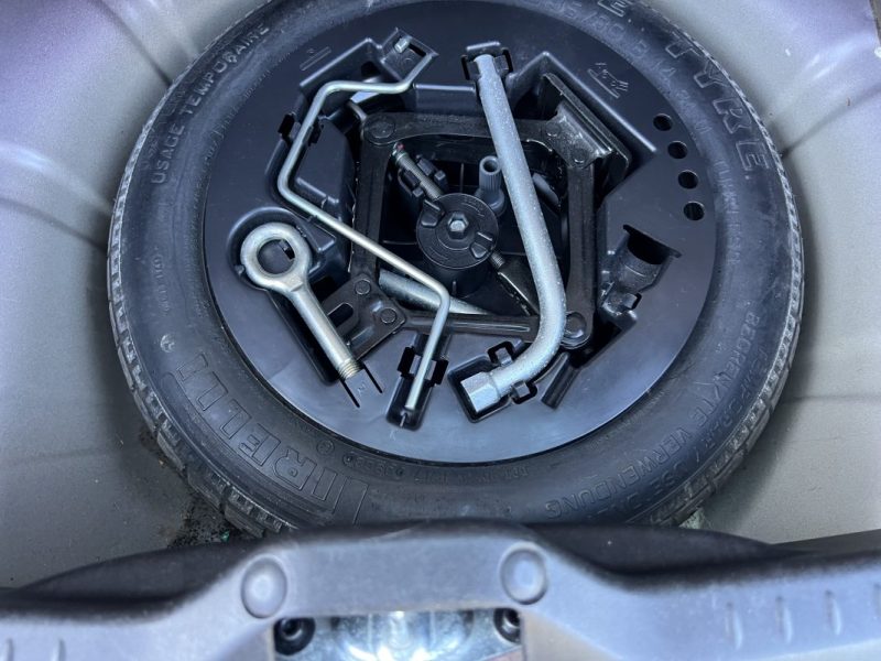 LANCIA YPSILON PHASE 2 1.4 i 95 PREMIERE MAIN / 19 200 Kms TOIT OUVRANT PANORAMIQUE - GARANTIE 1 AN