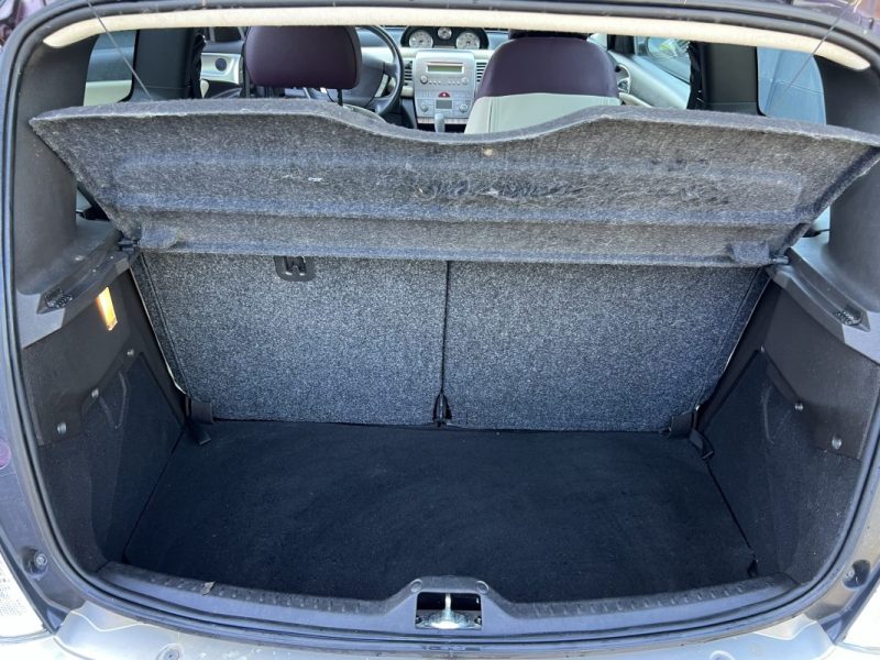 LANCIA YPSILON PHASE 2 1.4 i 95 PREMIERE MAIN / 19 200 Kms TOIT OUVRANT PANORAMIQUE - GARANTIE 1 AN