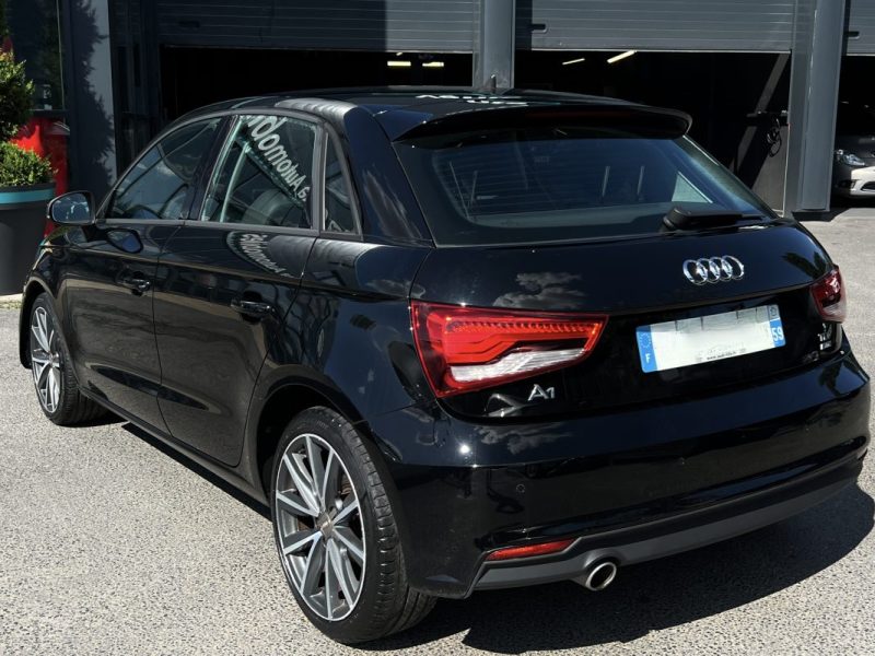 AUDI A1 PHASE 2 SPORTBACK S-LINE ULTRA 1.4 TDI 90 Cv BOITE AUTO GPS FEUX LEDS 5 Pts  - GARANTIE 1 AN