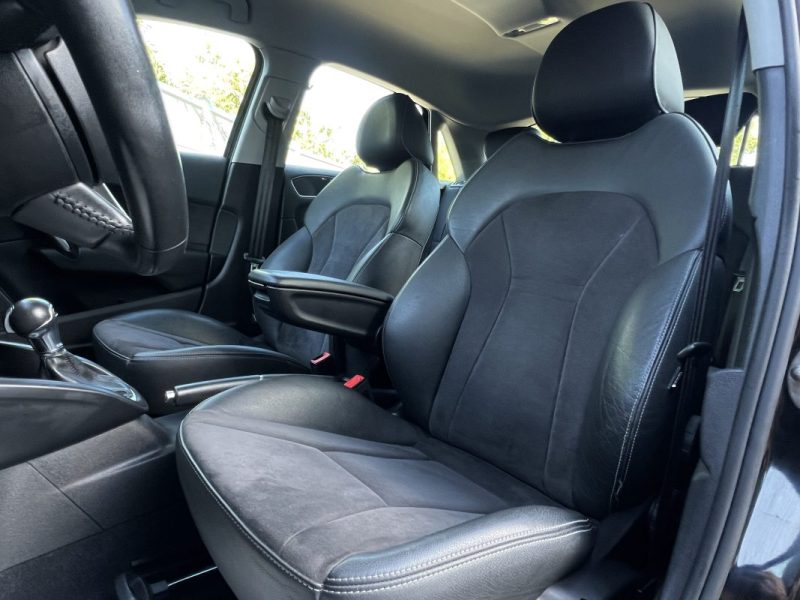 AUDI A1 PHASE 2 SPORTBACK S-LINE ULTRA 1.4 TDI 90 Cv BOITE AUTO GPS FEUX LEDS 5 Pts  - GARANTIE 1 AN