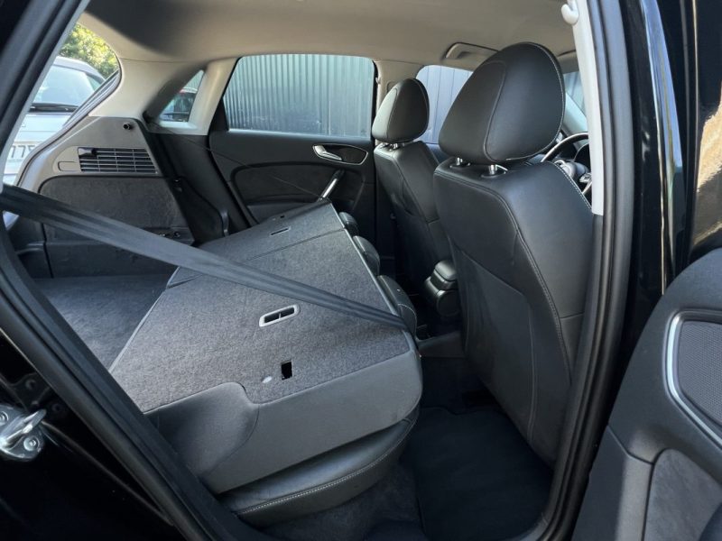 AUDI A1 PHASE 2 SPORTBACK S-LINE ULTRA 1.4 TDI 90 Cv BOITE AUTO GPS FEUX LEDS 5 Pts  - GARANTIE 1 AN