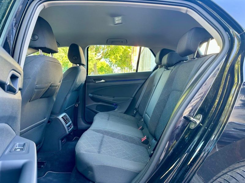 VOLKSWAGEN GOLF VIII 2021