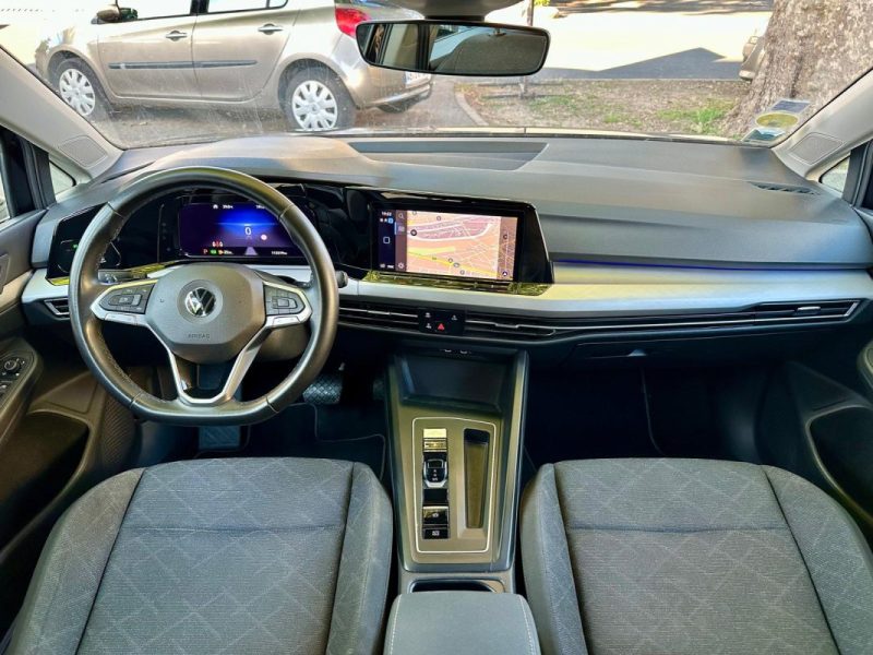 VOLKSWAGEN GOLF VIII 2021