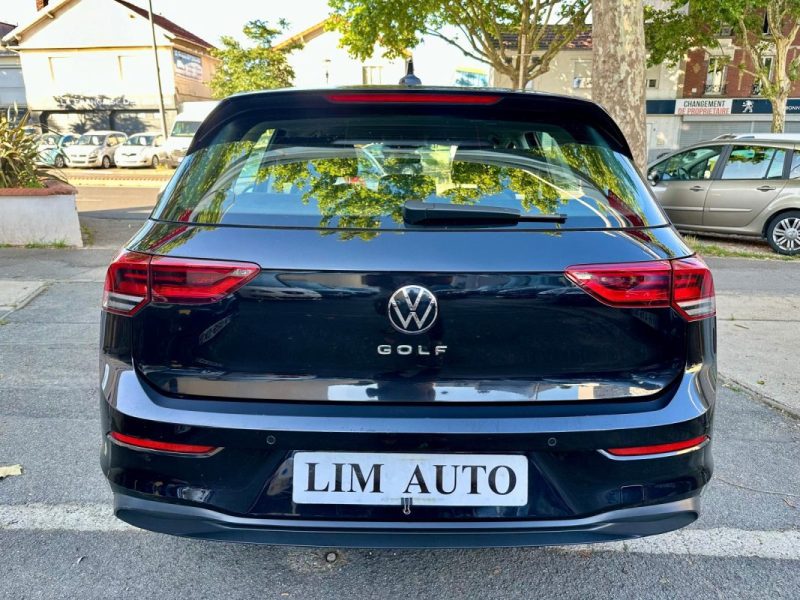 VOLKSWAGEN GOLF VIII 2021