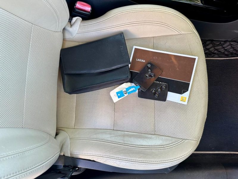 RENAULT LAGUNA III 2.0 DCI 150 INITIALE