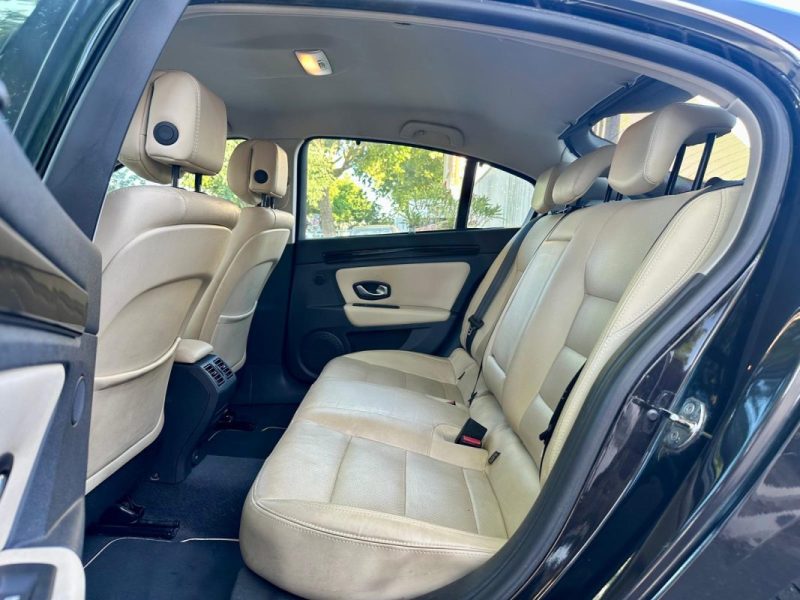 RENAULT LAGUNA III 2.0 DCI 150 INITIALE