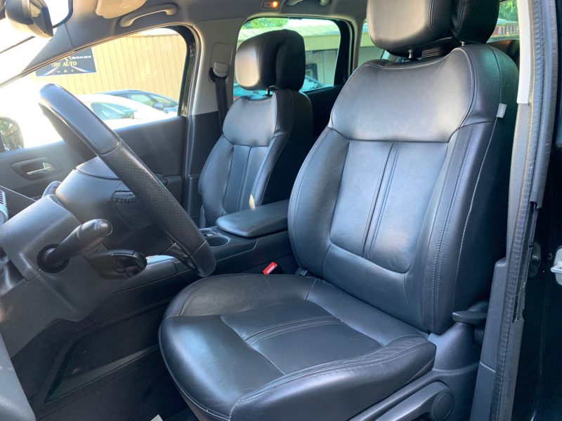 PEUGEOT 3008 2011 1.6 HDi 112