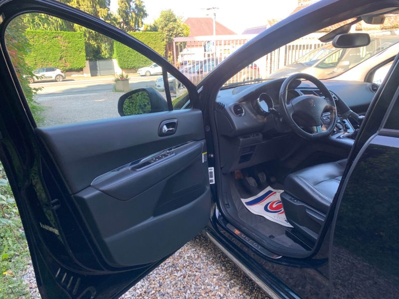 PEUGEOT 3008 2011 1.6 HDi 112