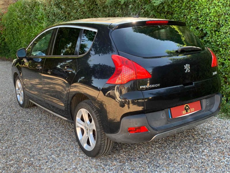 PEUGEOT 3008 2011 1.6 HDi 112