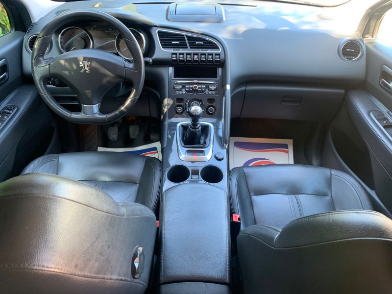 PEUGEOT 3008 2011 1.6 HDi 112
