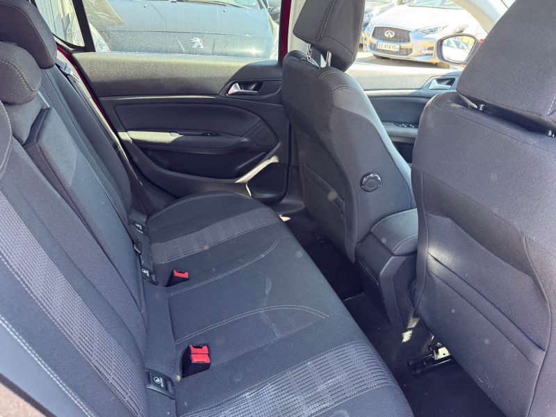 PEUGEOT 308 1.5 HDi 100ch Active