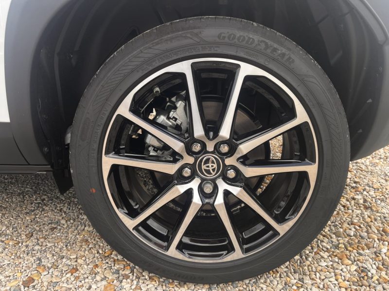 TOYOTA YARIS CROSS 1.5 130H GR SPORT 03/2025