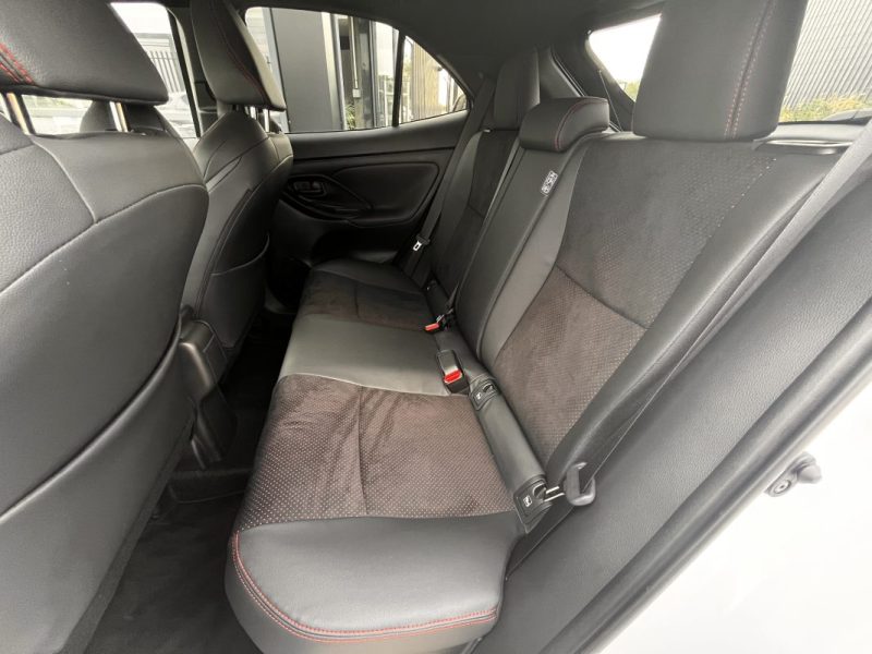 TOYOTA YARIS CROSS 1.5 130H GR SPORT 03/2025