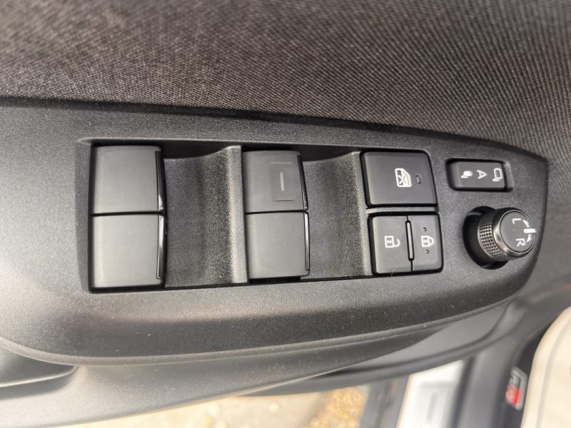 TOYOTA YARIS CROSS 1.5 130H GR SPORT 03/2025