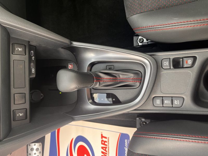 TOYOTA YARIS CROSS 1.5 130H GR SPORT 03/2025