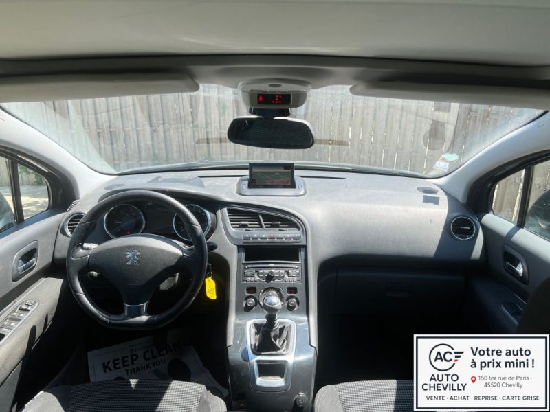 PEUGEOT 5008 1.6 HDi 110 Premium Pack 7 Places