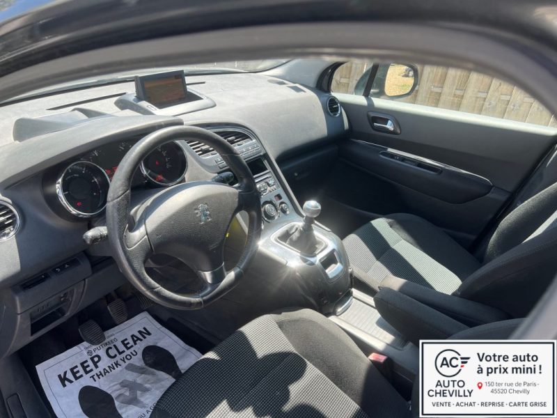 PEUGEOT 5008 1.6 HDi 110 Premium Pack 7 Places