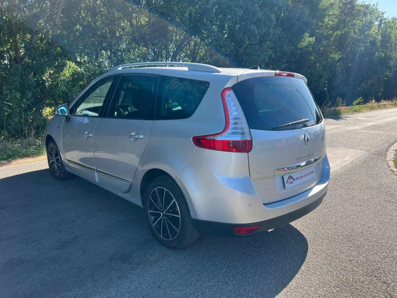 RENAULT GRAND SCENIC 2013