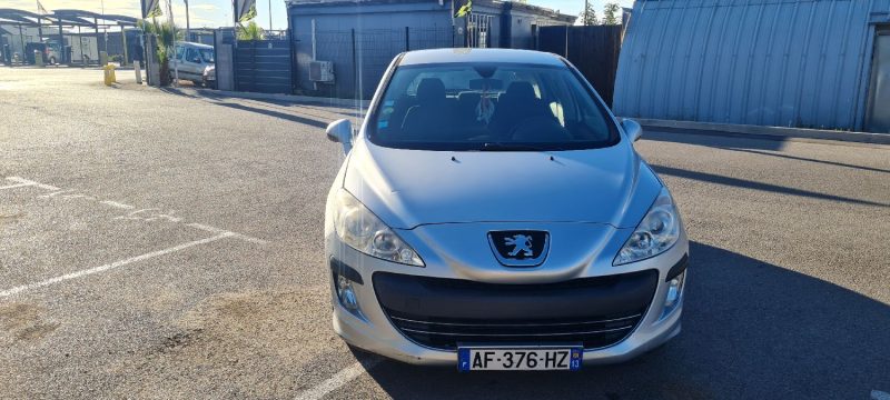 PEUGEOT 308 2009