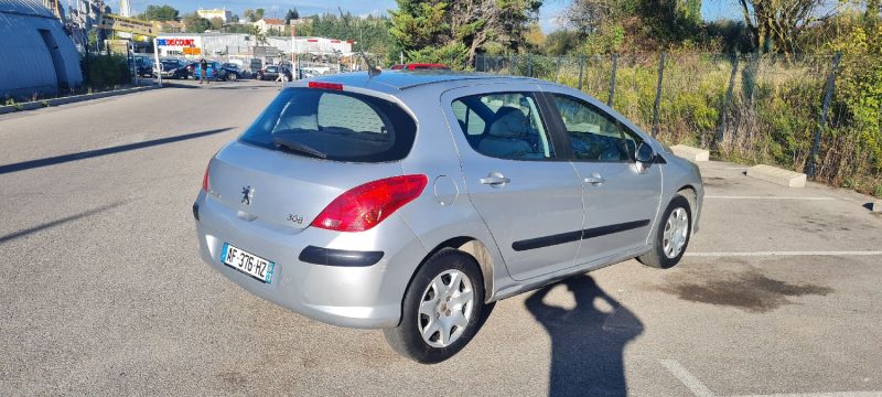 PEUGEOT 308 2009
