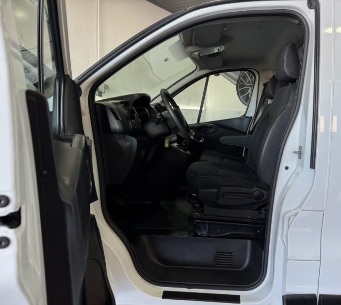 NISSAN NV300 2021 TTC TVA Récupérable 