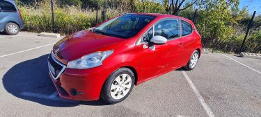 PEUGEOT 208 2014