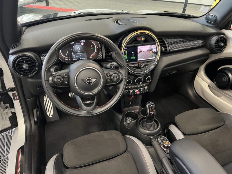 MINI Cabriolet John Cooper Works 231 ch