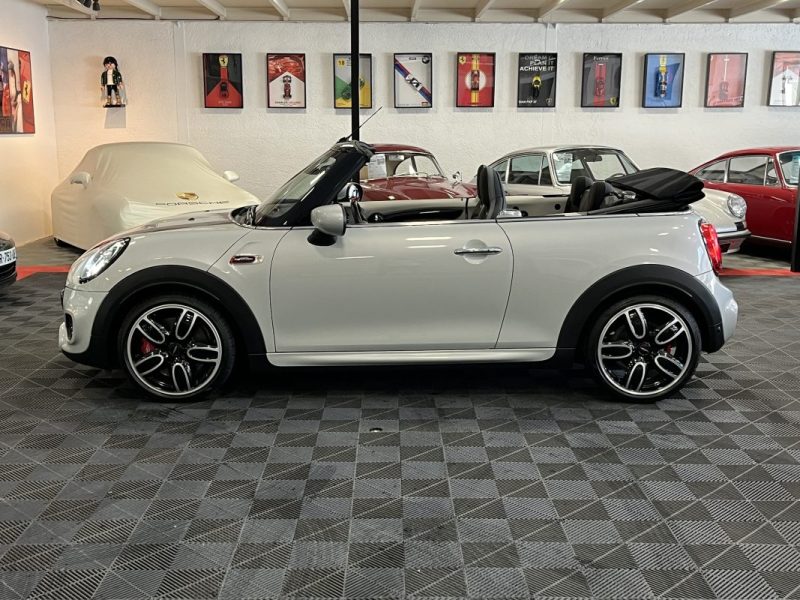 MINI Cabriolet John Cooper Works 231 ch