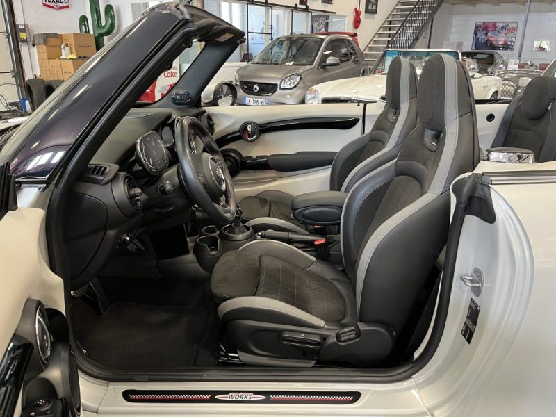MINI Cabriolet John Cooper Works 231 ch