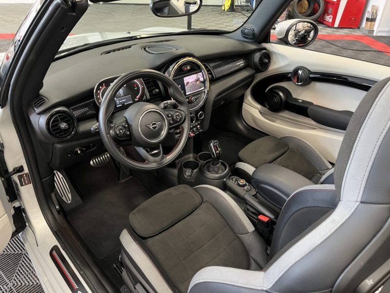 MINI Cabriolet John Cooper Works 231 ch