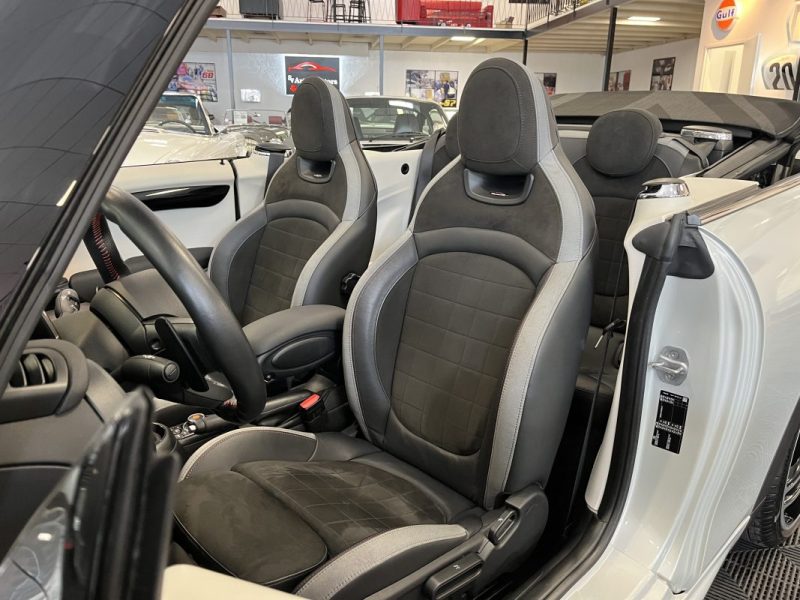 MINI Cabriolet John Cooper Works 231 ch